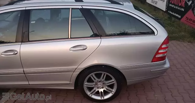 MERCEDES-BENZ Klasa C 320 T 4Matic Avantgarde Sport Edition