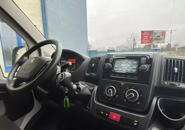 PEUGEOT Boxer 
