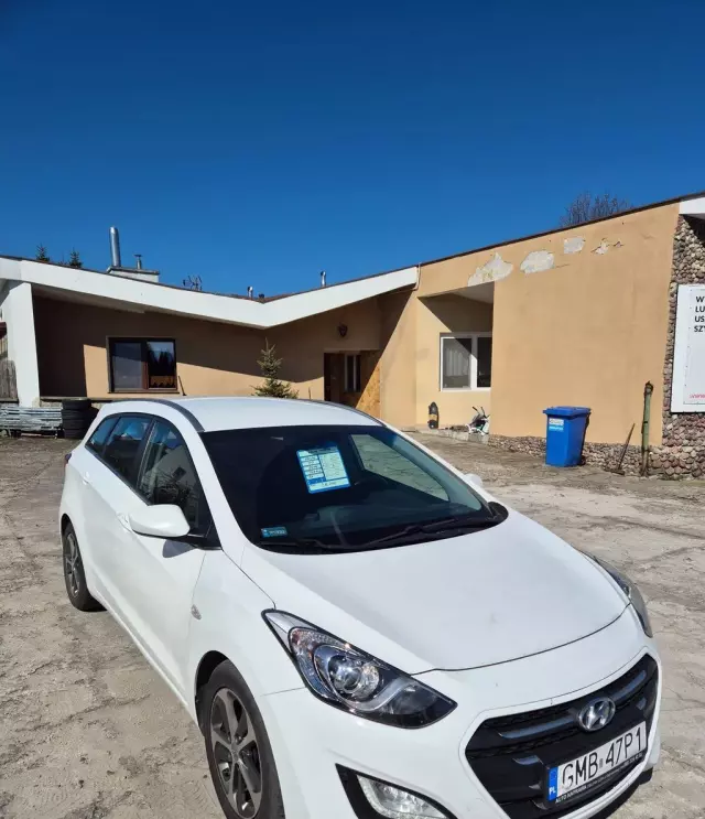 HYUNDAI I30 
