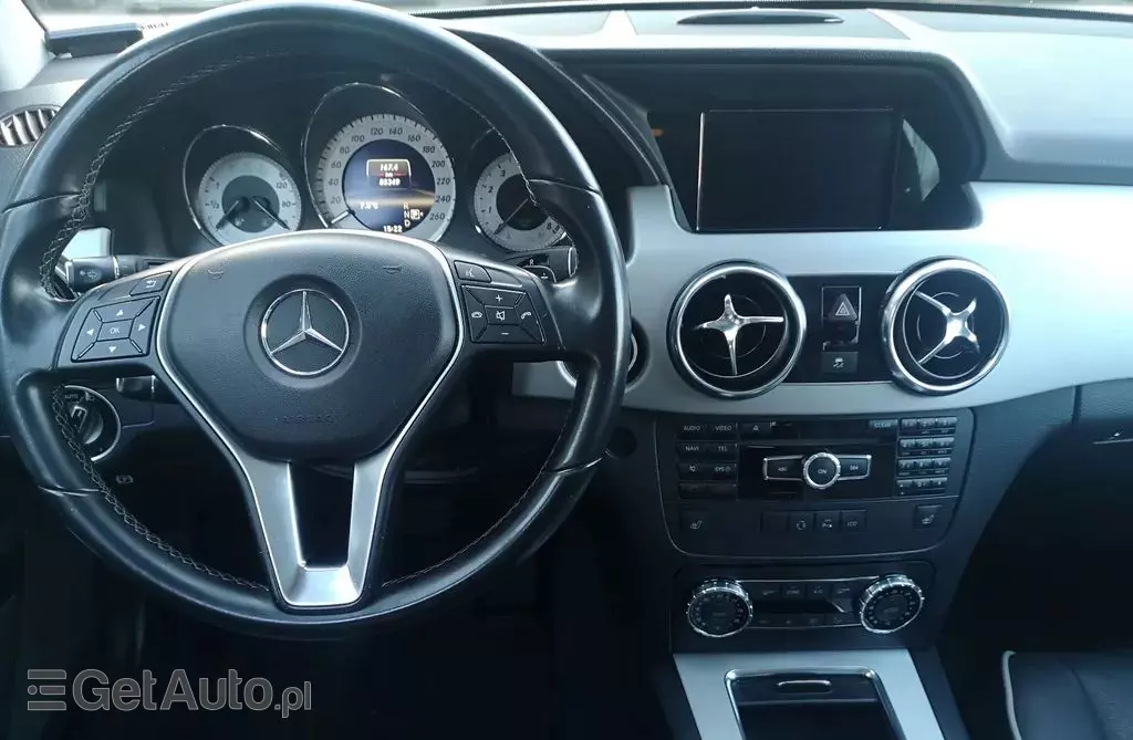 MERCEDES-BENZ GLK 