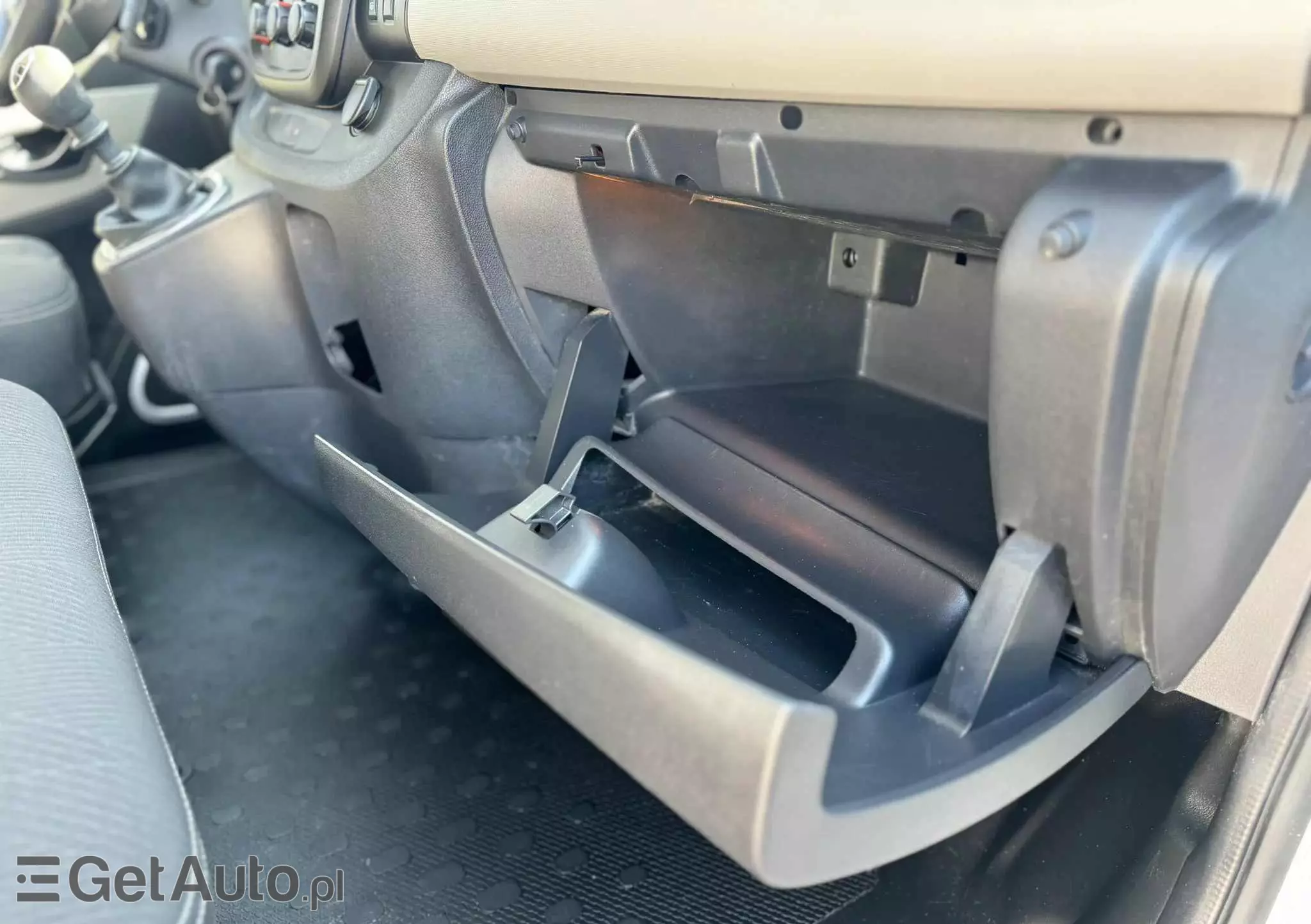 RENAULT Traffic TECH 