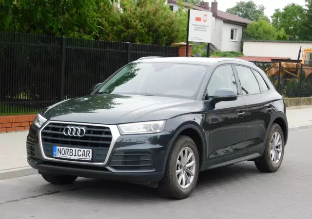 AUDI Q5 2.0 TDI Design