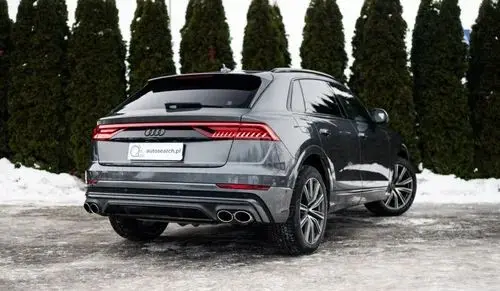 AUDI SQ8 