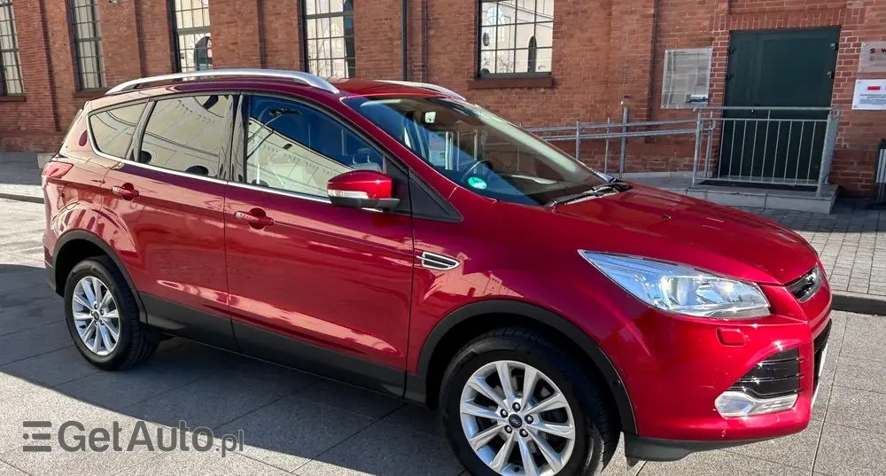 FORD Kuga 1.5 EcoBoost 2x4 Titanium