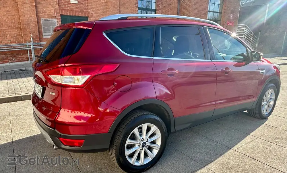 FORD Kuga 1.5 EcoBoost 2x4 Titanium