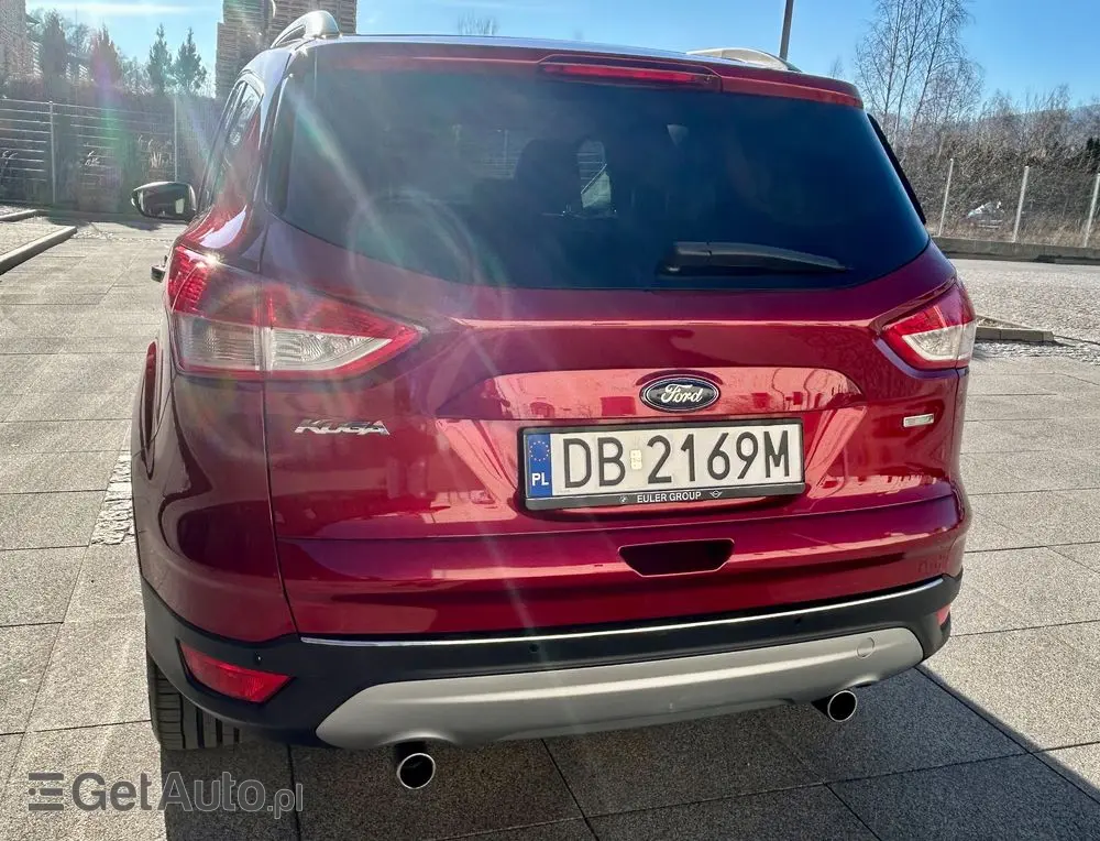 FORD Kuga 1.5 EcoBoost 2x4 Titanium