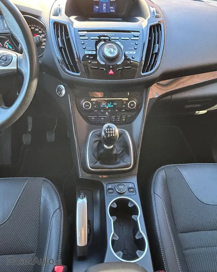 FORD Kuga 1.5 EcoBoost 2x4 Titanium