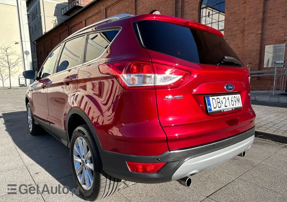 FORD Kuga 1.5 EcoBoost 2x4 Titanium
