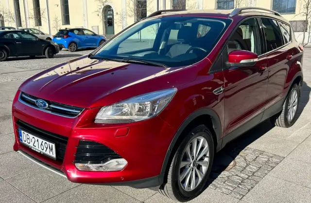FORD Kuga 1.5 EcoBoost 2x4 Titanium