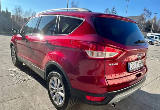FORD Kuga 1.5 EcoBoost 2x4 Titanium