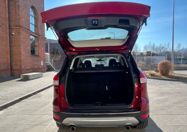 FORD Kuga 1.5 EcoBoost 2x4 Titanium