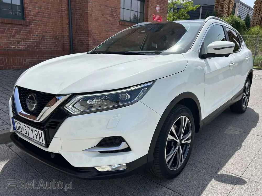 NISSAN Qashqai 1.3 DIG-T Tekna DCT