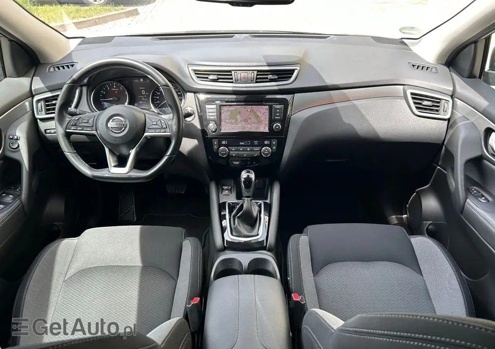 NISSAN Qashqai 1.3 DIG-T Tekna DCT