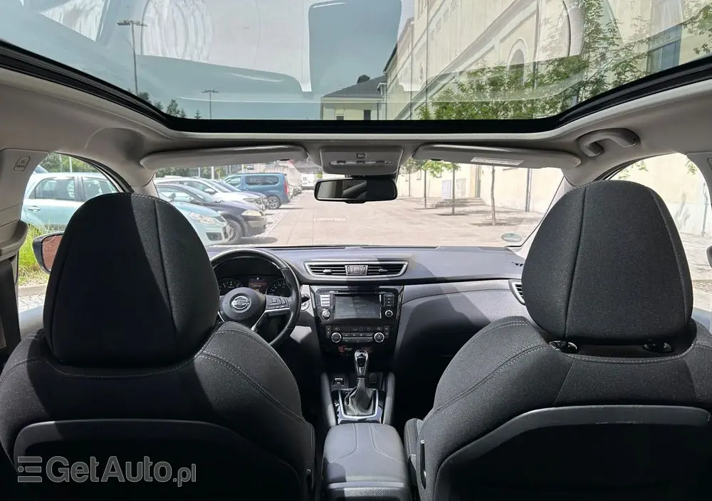 NISSAN Qashqai 1.3 DIG-T Tekna DCT