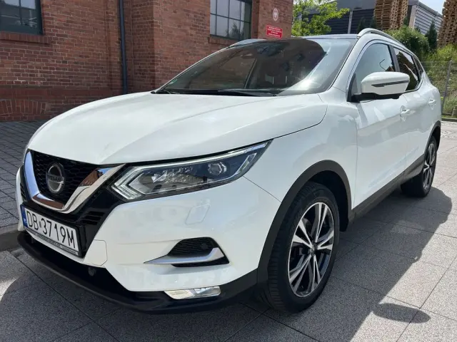 NISSAN Qashqai 1.3 DIG-T Tekna DCT