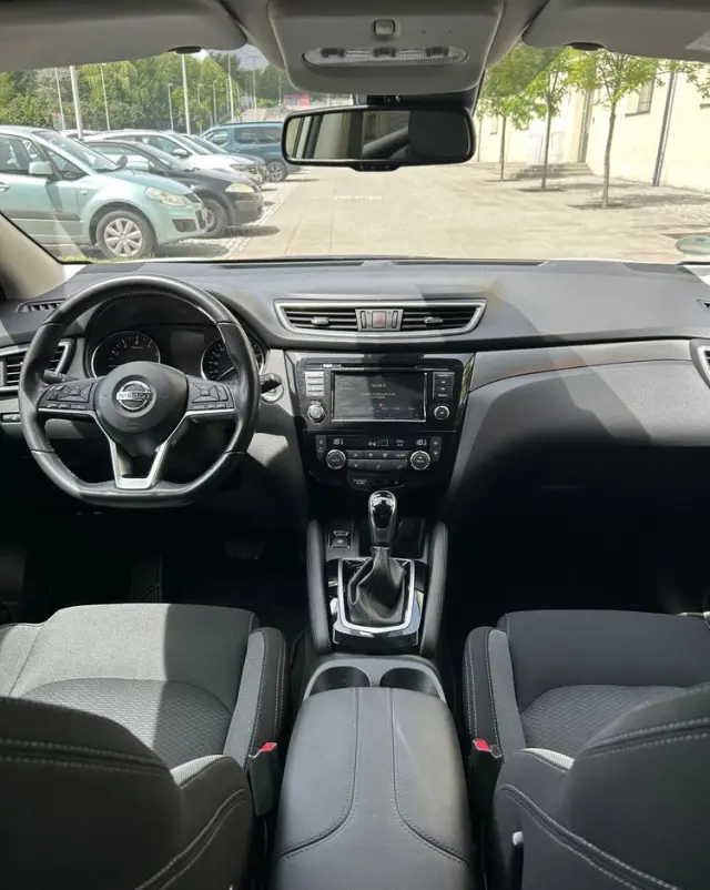 NISSAN Qashqai 1.3 DIG-T Tekna DCT