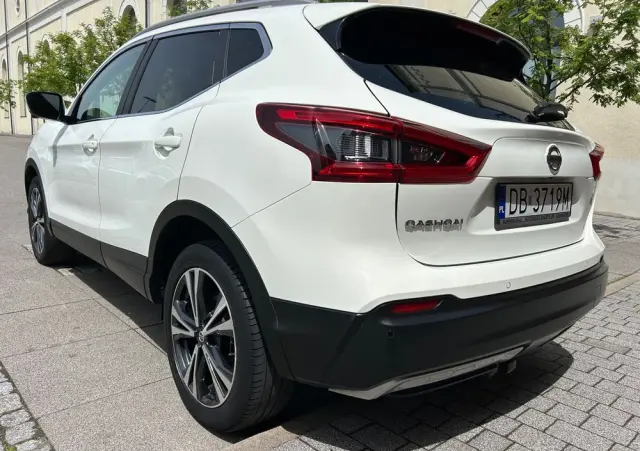 NISSAN Qashqai 1.3 DIG-T Tekna DCT