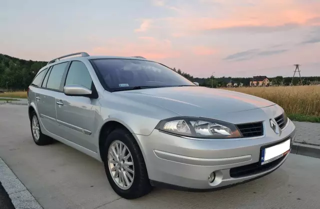 RENAULT Laguna 1.9 dCi (120 KM)