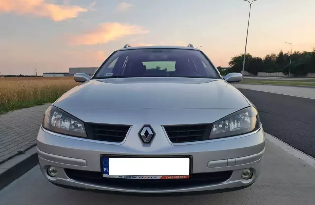 RENAULT Laguna 1.9 dCi (120 KM)
