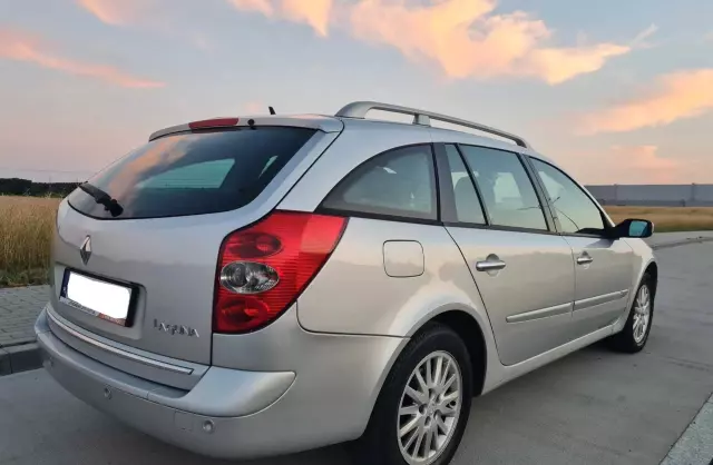 RENAULT Laguna 1.9 dCi (120 KM)