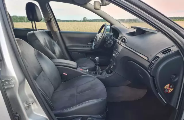 RENAULT Laguna 1.9 dCi (120 KM)