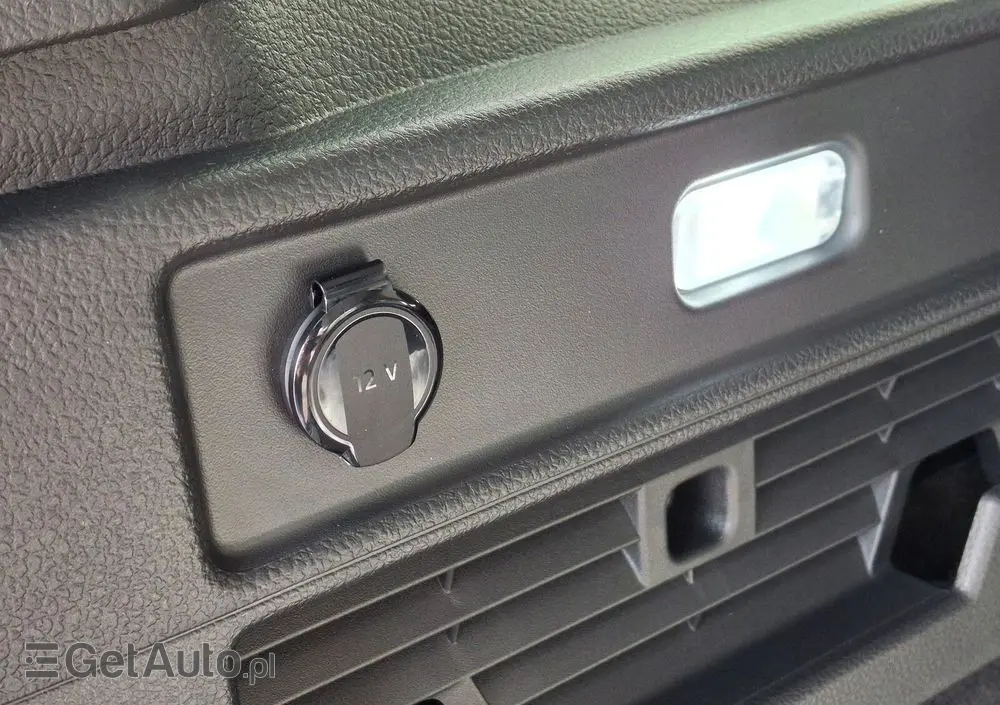 VOLKSWAGEN Caddy 2.0 TDI Style DSG