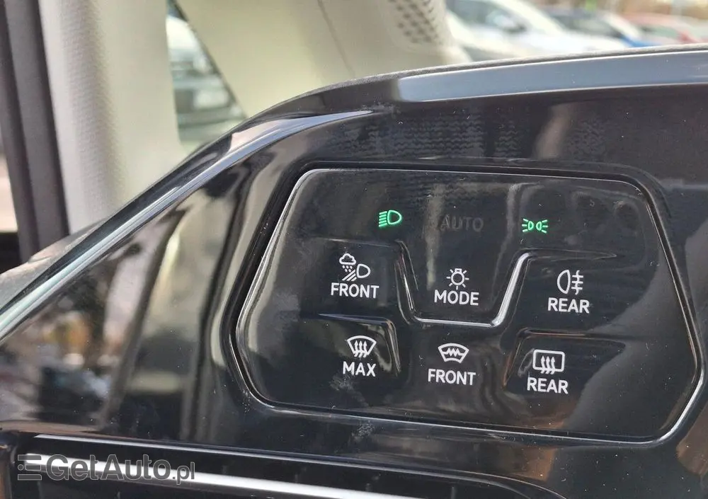 VOLKSWAGEN Caddy 2.0 TDI Style DSG