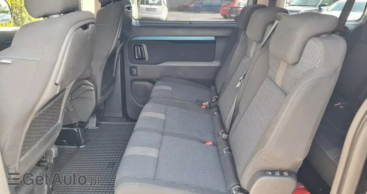 PEUGEOT Traveller L2 2.0 BlueHDi 150 Business VIP