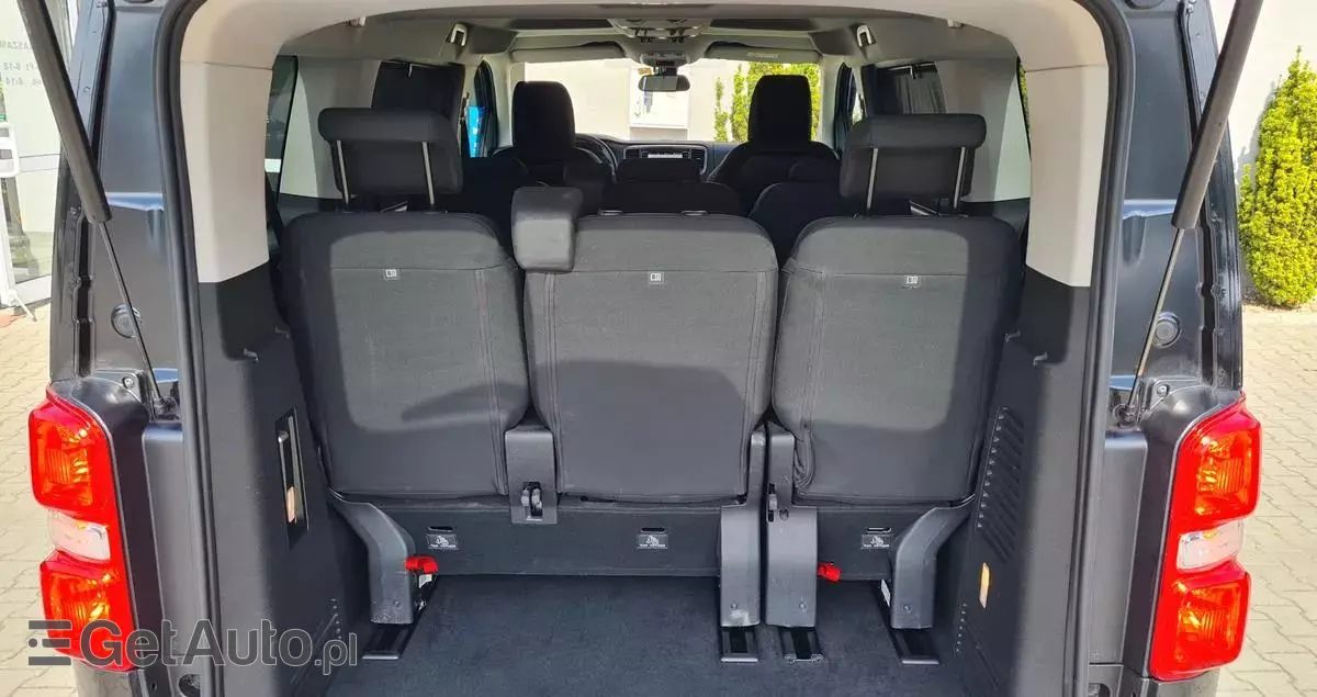 PEUGEOT Traveller L2 2.0 BlueHDi 150 Business VIP