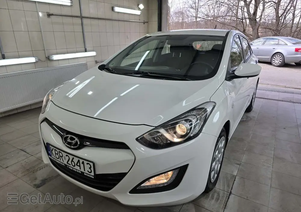 HYUNDAI I30 1.4 Fifa World Cup Edition