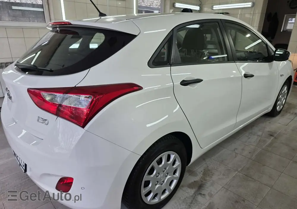 HYUNDAI I30 1.4 Fifa World Cup Edition