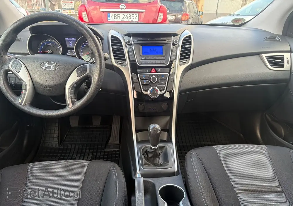 HYUNDAI I30 1.4 Fifa World Cup Edition