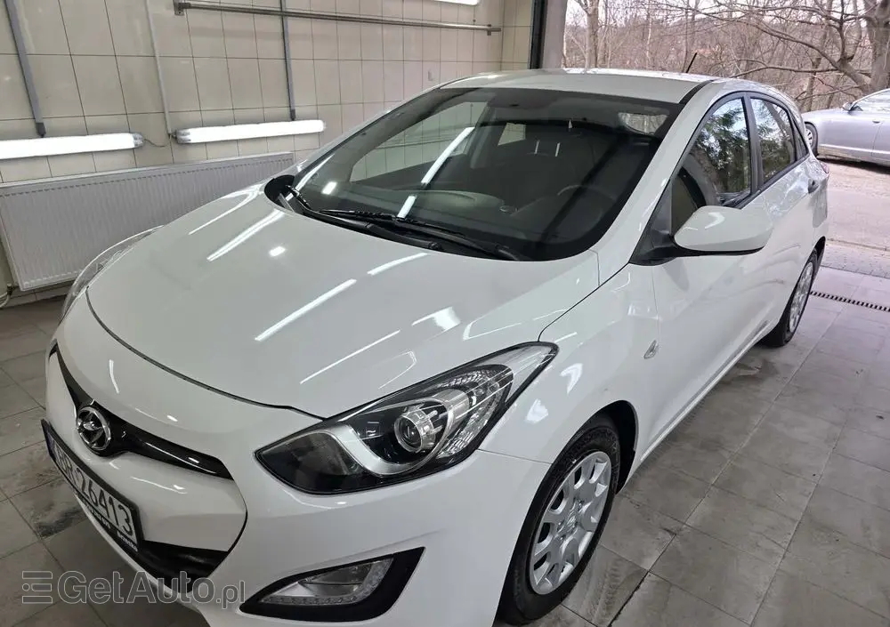 HYUNDAI I30 1.4 Fifa World Cup Edition