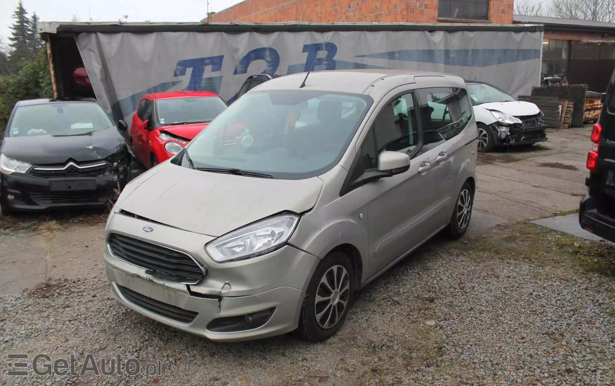 FORD Tourneo Courier 