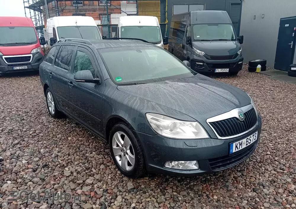 SKODA Octavia 