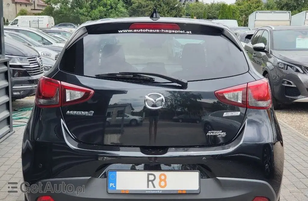 MAZDA 2 