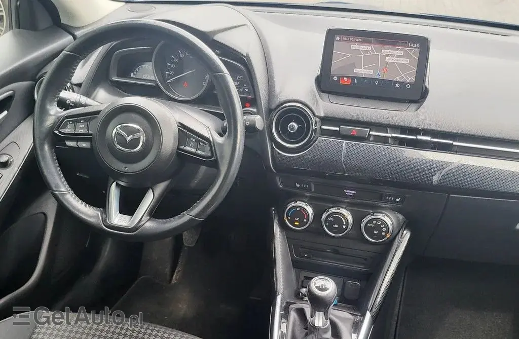 MAZDA 2 