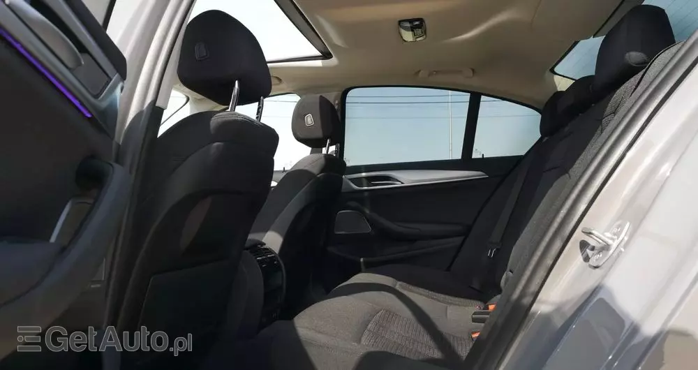 BMW Seria 5 530e iPerformance