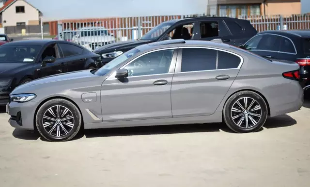 BMW Seria 5 530e iPerformance