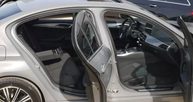 BMW Seria 5 530e iPerformance