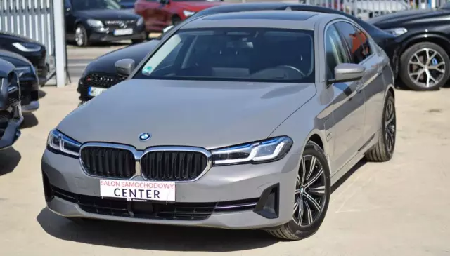 BMW Seria 5 530e iPerformance