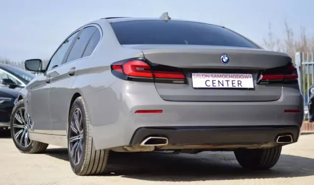 BMW Seria 5 530e iPerformance