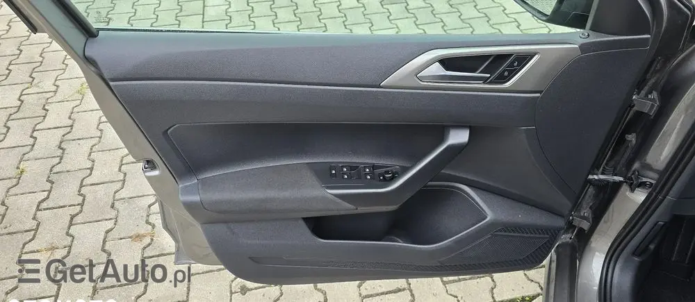VOLKSWAGEN Polo 1.0 TSI