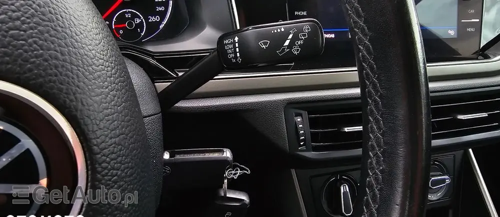 VOLKSWAGEN Polo 1.0 TSI