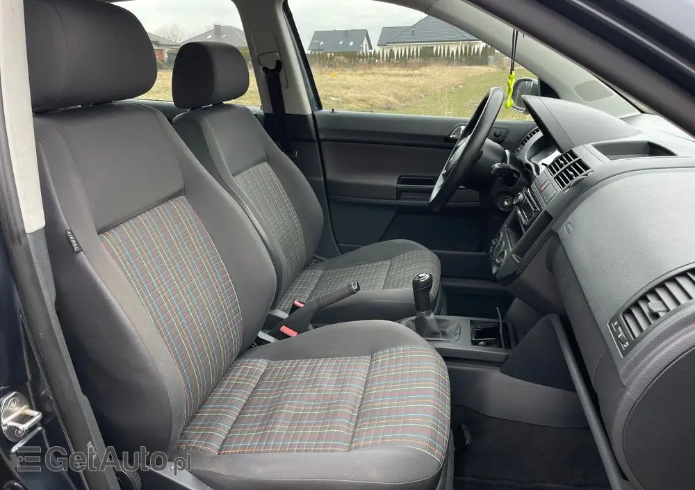 VOLKSWAGEN Polo 1.4