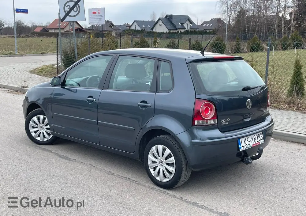 VOLKSWAGEN Polo 1.4