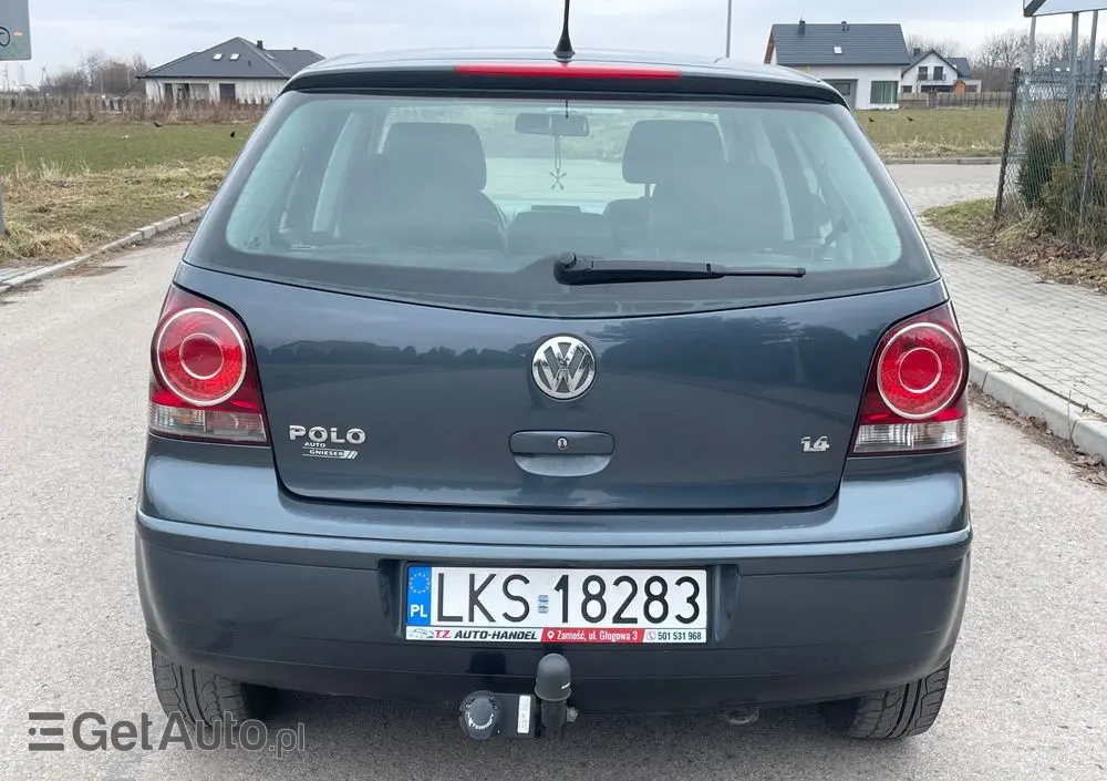 VOLKSWAGEN Polo 1.4