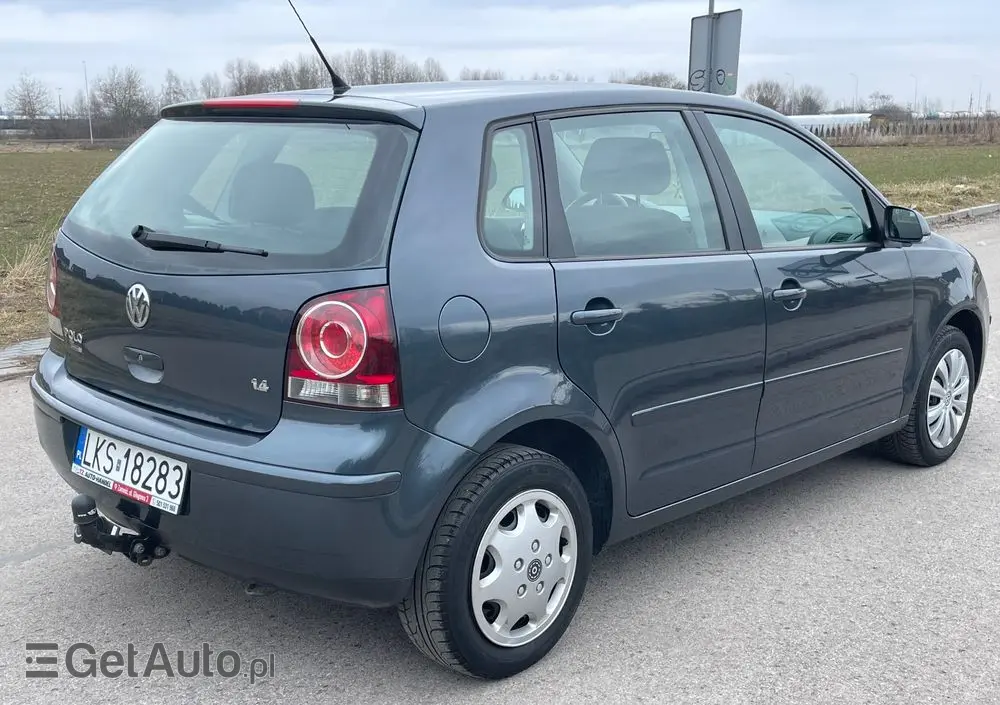 VOLKSWAGEN Polo 1.4