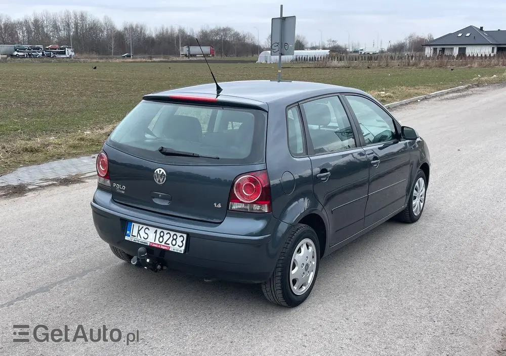 VOLKSWAGEN Polo 1.4