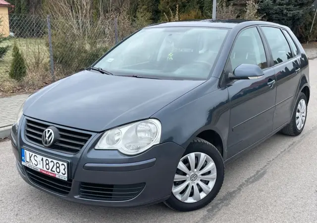 VOLKSWAGEN Polo 1.4